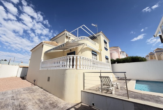 Segunda Mano - Chalet - Villamartin