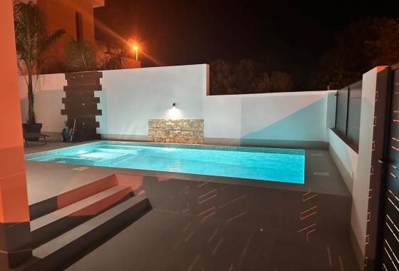 Resale - Detached Villa - Dolores