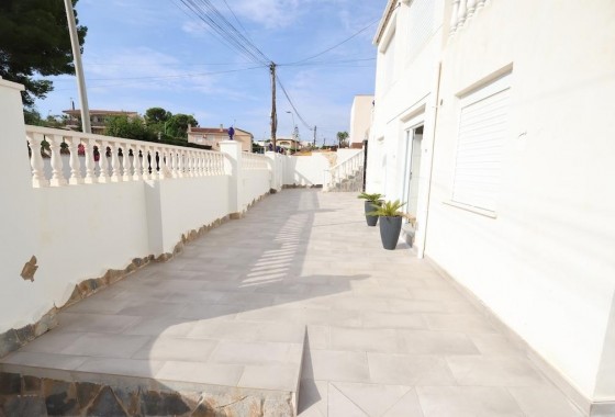 Revente - Villa - Torrevieja - Los Balcones - Los Altos del Edén
