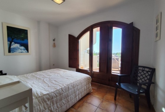 Resale - Apartment - Punta Prima