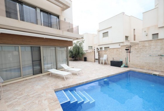 Revente - Villa - Orihuela Costa - Villamartín-Las Filipinas