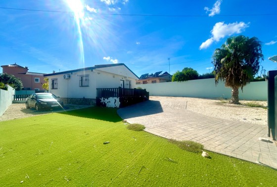 Resale - Detached Villa - Pilar de la Horadada - Pinar de Campoverde