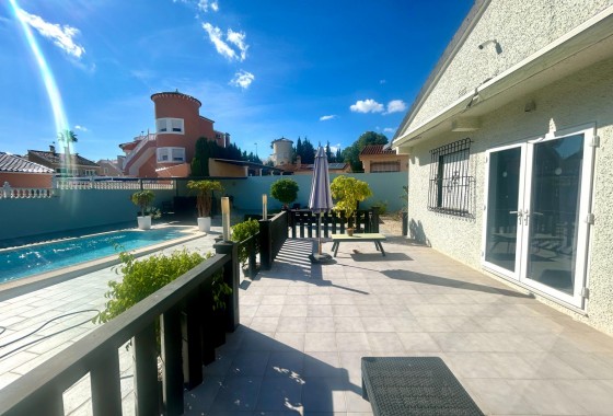 Resale - Detached Villa - Pilar de la Horadada - Pinar de Campoverde
