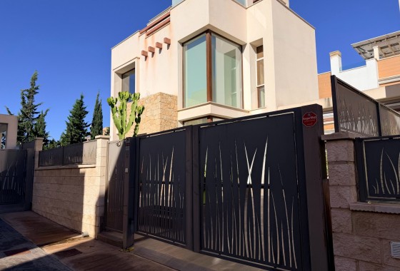 Segunda Mano - Chalet - Ciudad Quesada/Rojales - Ciudad Quesada - Doña Pepa