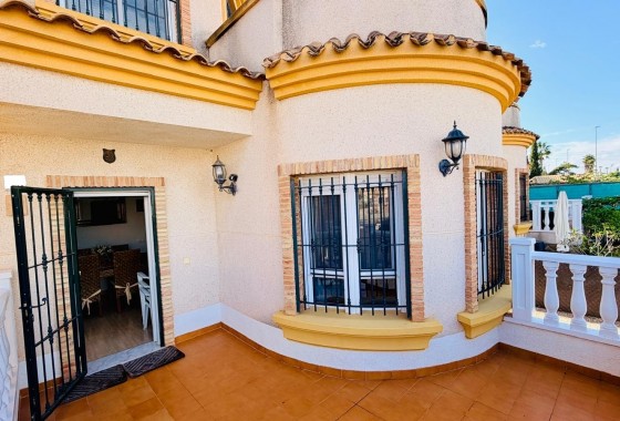 Segunda Mano - Chalet - Los Montesinos - La herrada