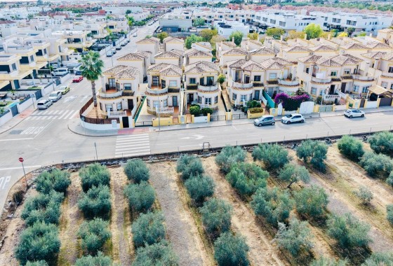 Segunda Mano - Chalet - Los Montesinos - La herrada