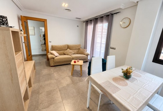 Segunda Mano - Apartamento - Torrevieja - La Mata pueblo