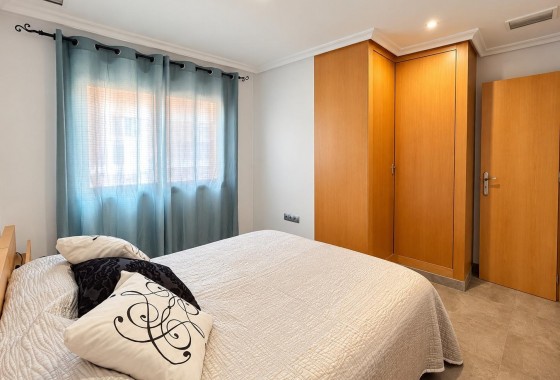 Segunda Mano - Apartamento - Torrevieja - La Mata pueblo