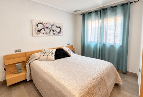 Segunda Mano - Apartamento - Torrevieja - La Mata pueblo