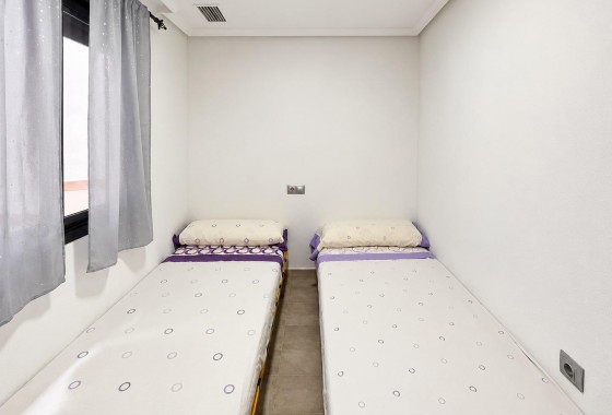 Segunda Mano - Apartamento - Torrevieja - La Mata pueblo